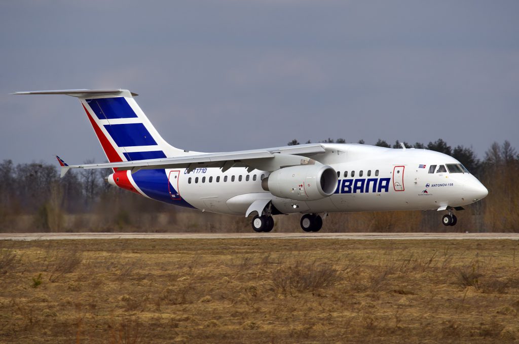 By Oleg V. Belyakov - AirTeamImages - http://www.airliners.net/photo/Cubana/Antonov-An-158/2250896/L/, CC BY-SA 3.0, https://commons.wikimedia.org/w/index.php?curid=25592705